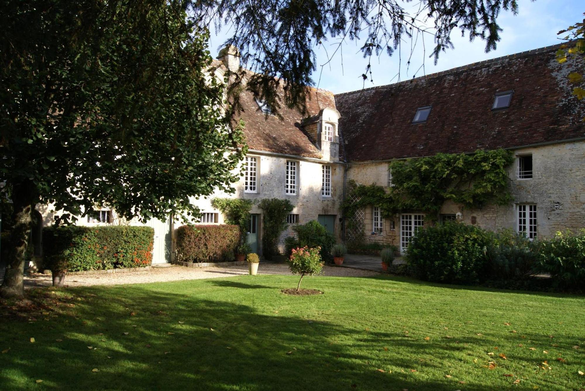Manoir De La Pataudiere B&B Villers-Canivet Exterior photo