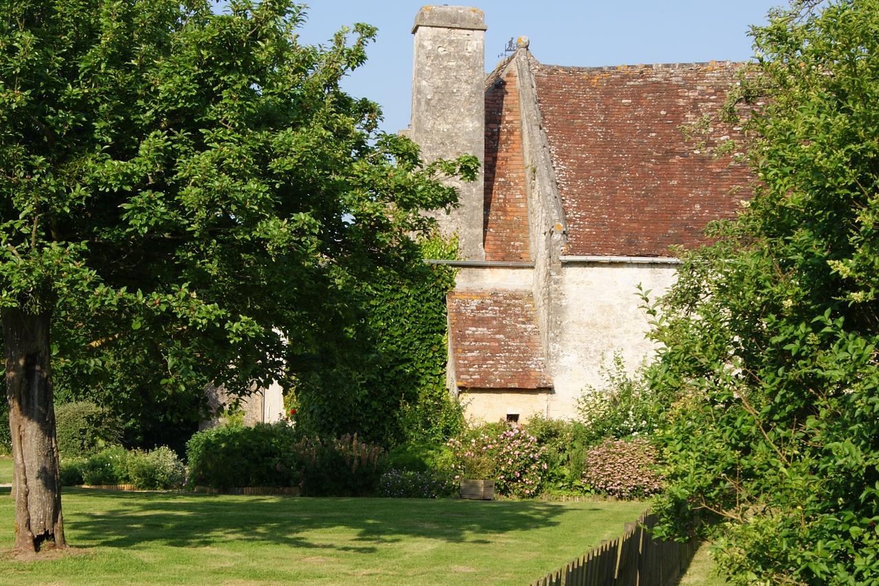 Manoir De La Pataudiere B&B Villers-Canivet Exterior photo